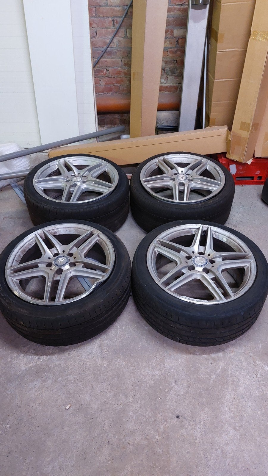 mercedes AMG 18 inc Breedset 245 V & 265 A, Enlèvement ou Envoi, 18 pouces, Pneu(s)