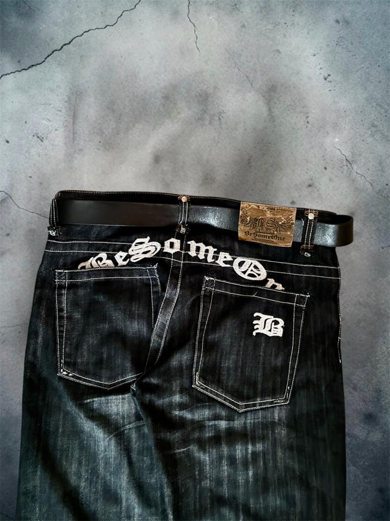 JEAN INCROYABLEMENT RARE, Vêtements | Hommes, Jeans, Comme neuf, Enlèvement ou Envoi