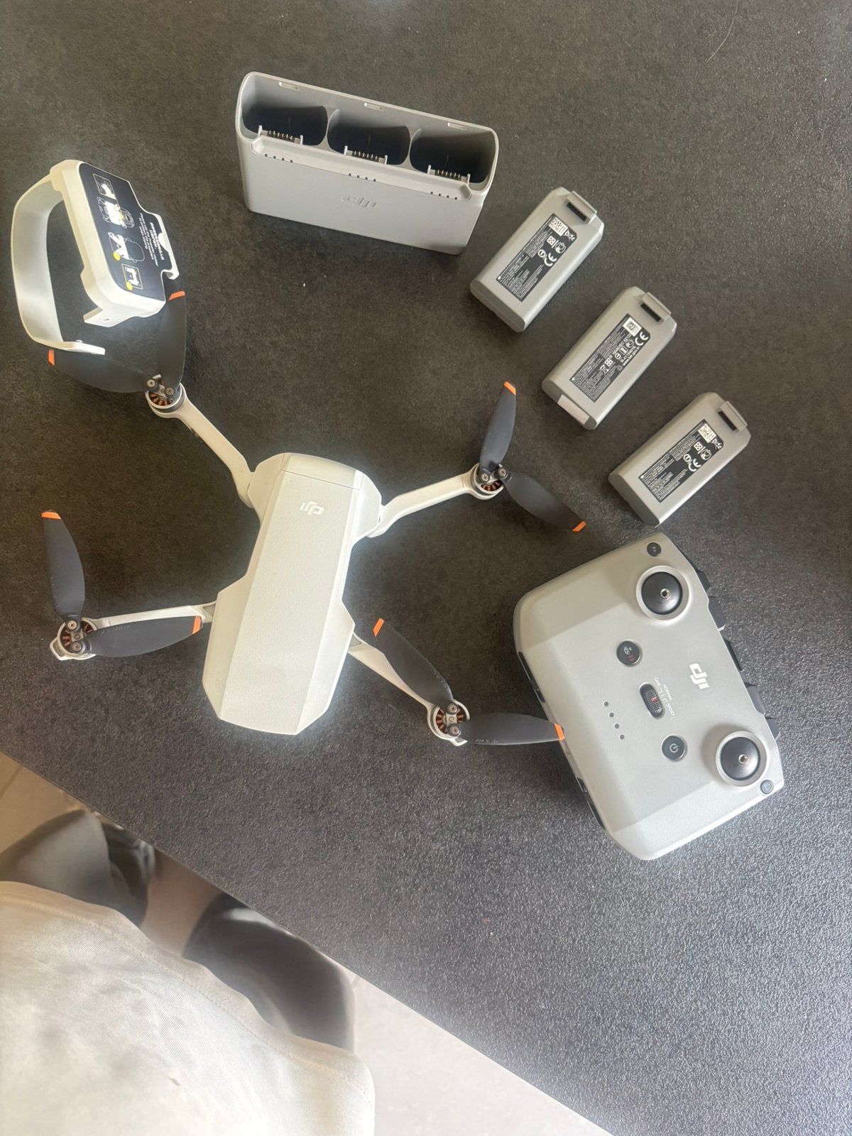 DJI Mini 2 Fly More Combo, Hobby en Vrije tijd, Ophalen of Verzenden, Zo goed als nieuw