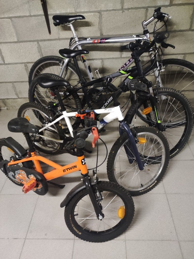 Vélos (Lot), Gebruikt, Velgrem, Versnellingen, Ophalen