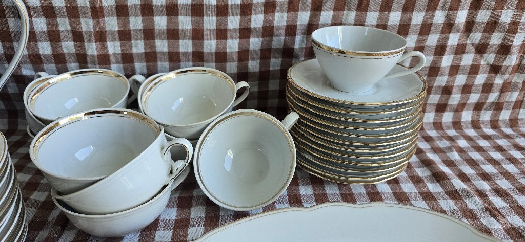 Wit koffieservies van Kahla (en andere), Antiek en Kunst, Ophalen