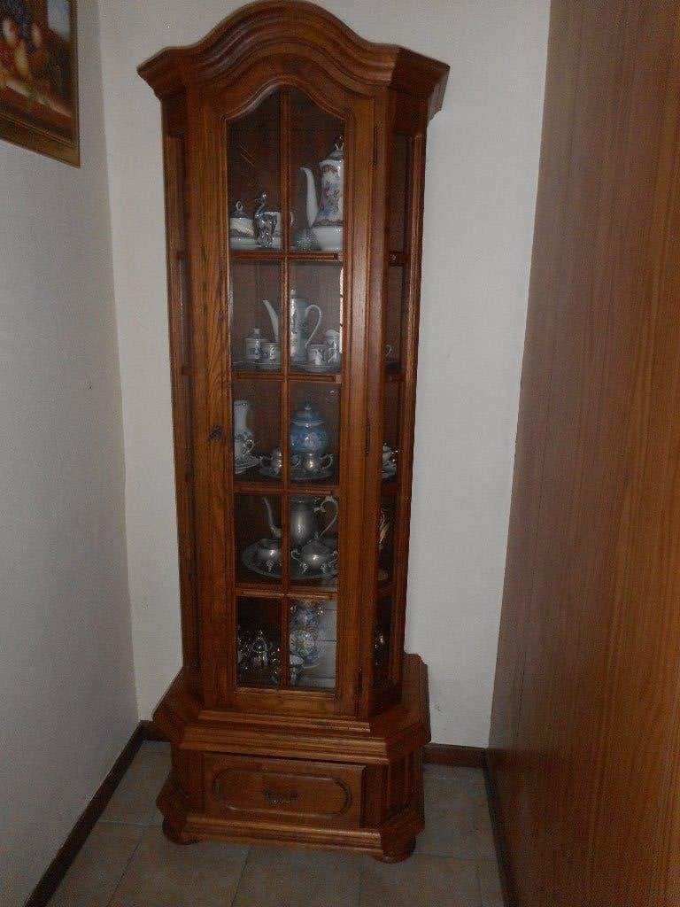 meuble vitrine colonne, 25 à 50 cm, Comme neuf, Enlèvement, 200 cm ou plus
