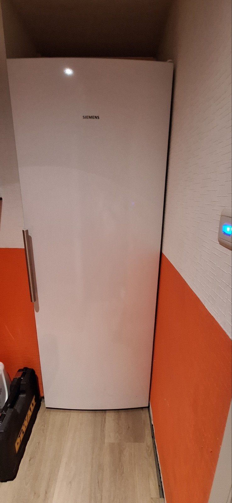 Diepvriezer  van het merk Siemens, Elektronische apparatuur, Gebruikt, 160 cm of meer, Ophalen, Vrieskast