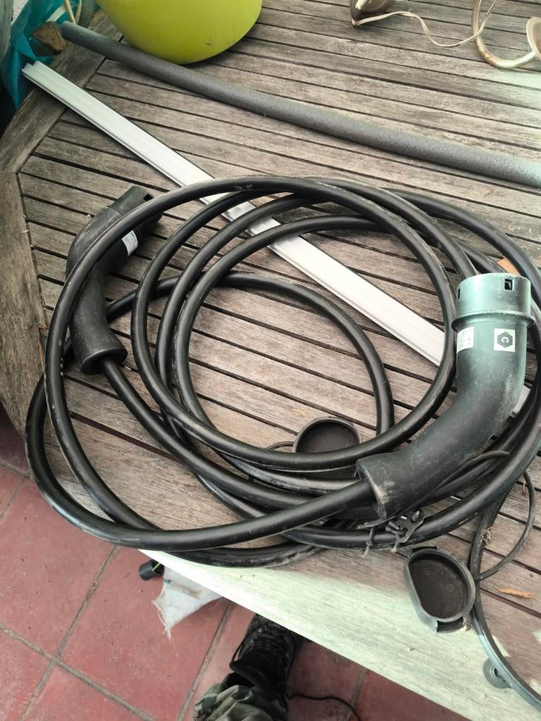 Câble de charge 32A/480V +5 m, Enlèvement, Utilisé, Câble de charge