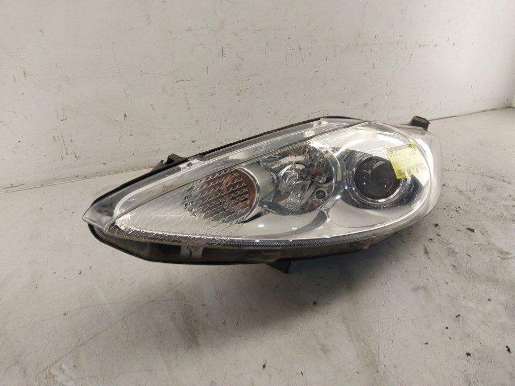 PHARE / OPTIQUE AVANT GAUCHE Ford Fiesta 6 (JA8), Henry-Ford-Straße  1
50735  Köln, DE, Ford-Werke GmbH, Kunden@ford.com, Ford