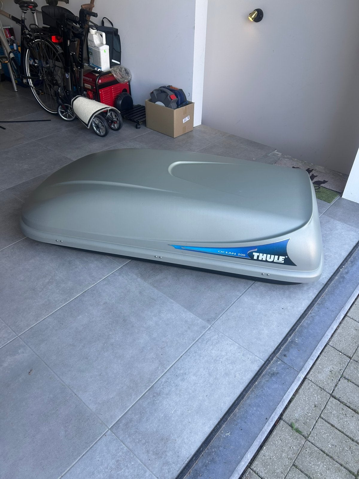 Thule Ocean 200 Dakkoffer / Skibox (180 cm - ca. 450L), Auto diversen, Ophalen, Zo goed als nieuw