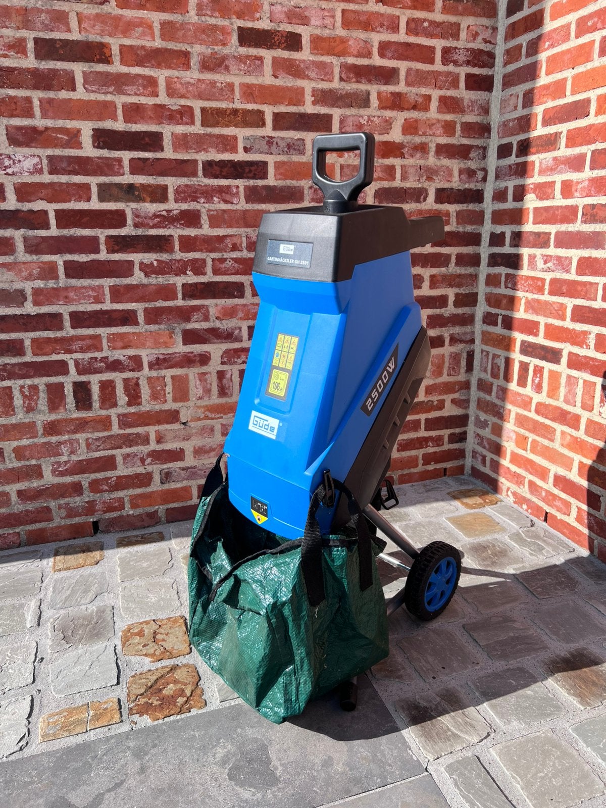 Hakselaar, Tuin en Terras, Ophalen, Zo goed als nieuw