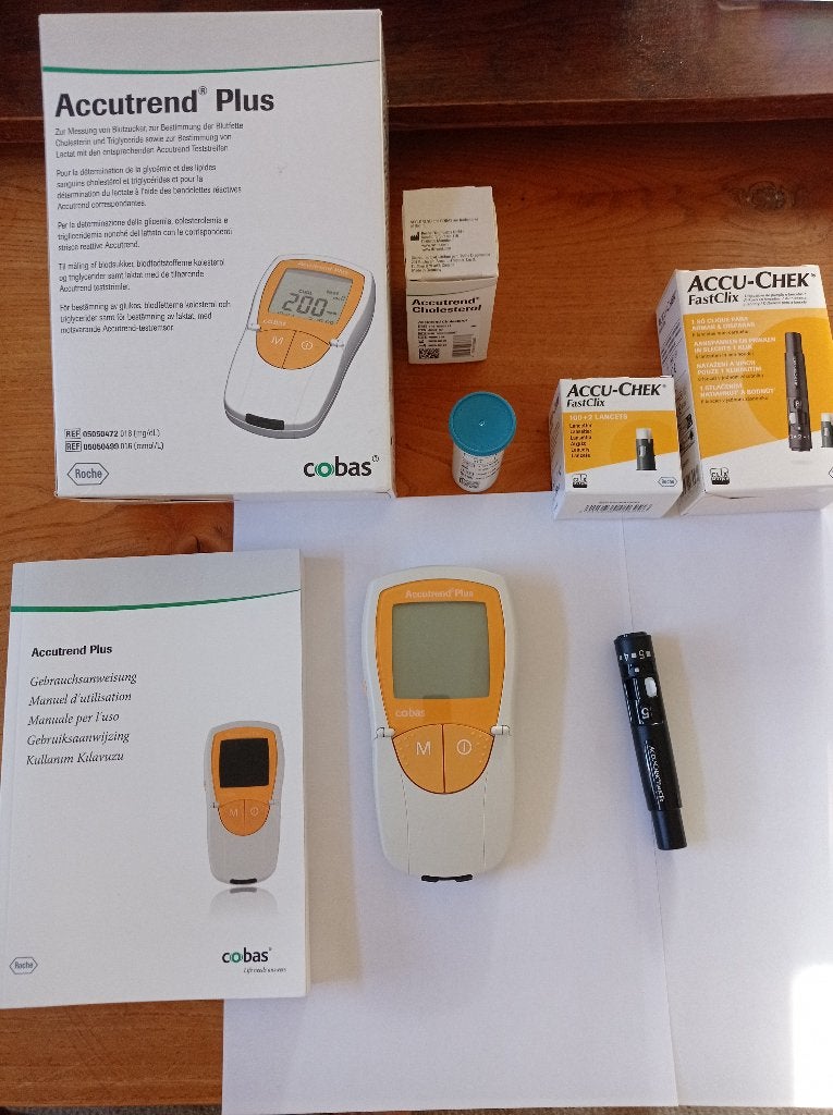 Testeur Accutrend Plus (Glycémie, cholestérol,...), Divers, Enlèvement, Comme neuf