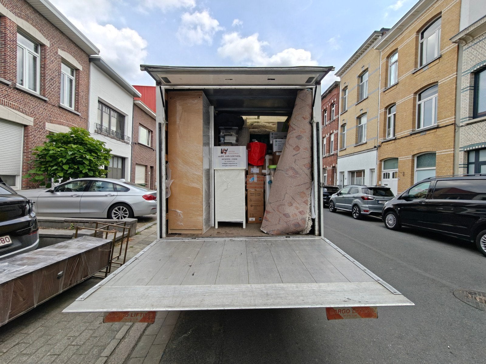 Bakwagen te huur | Bakwagen huren Rijbewijs B Antwerpen, Autres horaires, Premier Emploi, Autres formes, Convient comme travail d'appoint