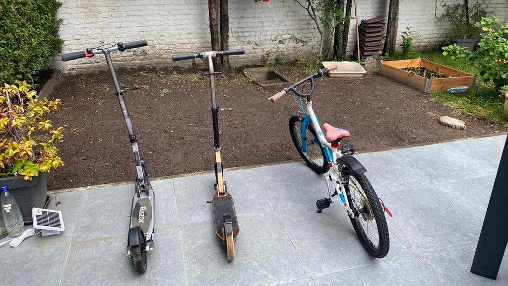 lot de 2 trotinettes et 1 velo a 150€, Enlèvement, Comme neuf