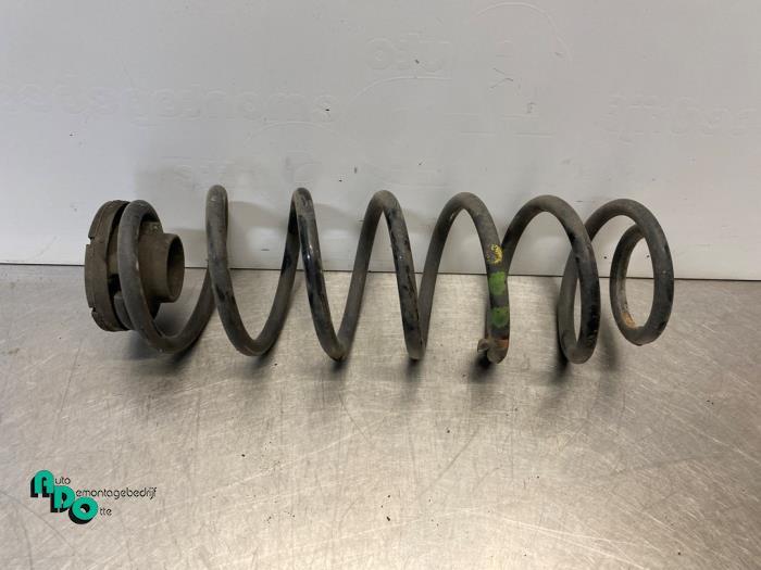 Schroefveer achter van een Volkswagen Polo (Polo 09-), Gebruikt, -, Volkswagen, -