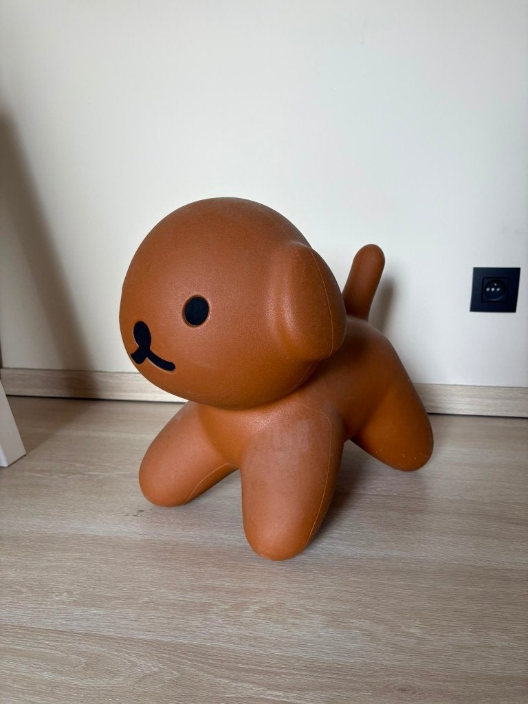 Snuffie zithondje van collectie Mr Maria, Kinderen en Baby's, Kinderkamer | Inrichting en Decoratie, Bruin, Ophalen, Zo goed als nieuw