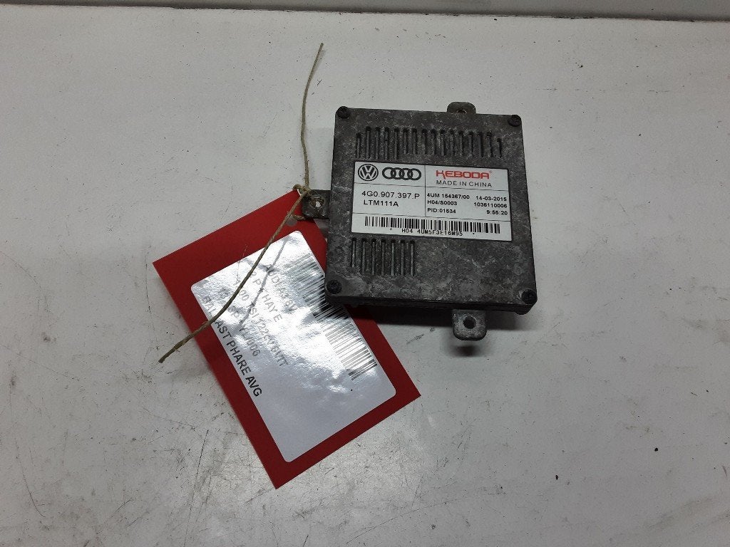 BALLAST DE PHARE XENON GAUCHE A3 (8V1 / 8VK) (4GO907397P), Mevr. I. Hauben, Audi, Utilisé, Rue de l'Espoir 34 34
4030  GRIVEGNÉE, BE