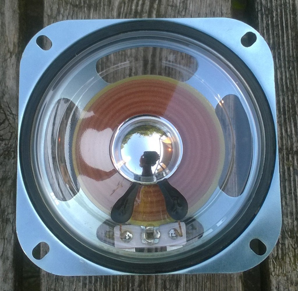 Luidspreker 4 inch 15 - 30 Watt, vochtresistent, Audio, Tv en Foto, Luidsprekerboxen, Overige merken, Stofbestendig, Overige typen