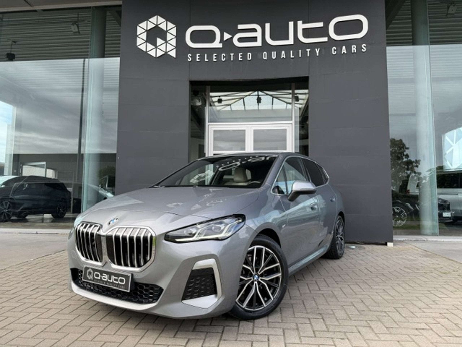 BMW 220 iAS Active Tourer M Sport / GPS Widescreen / Cam / H, Auto's, Automaat, Gebruikt, 2 Reeks Active Tourer, Bedrijf