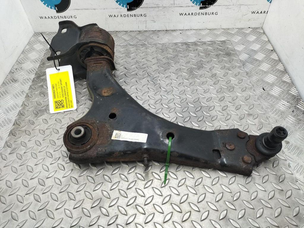 LANDROVER DISCOVERY SPORT L550  DRAAGARM ONDER LV 2016, Ophalen of Verzenden, Gebruikt, ARN erkend