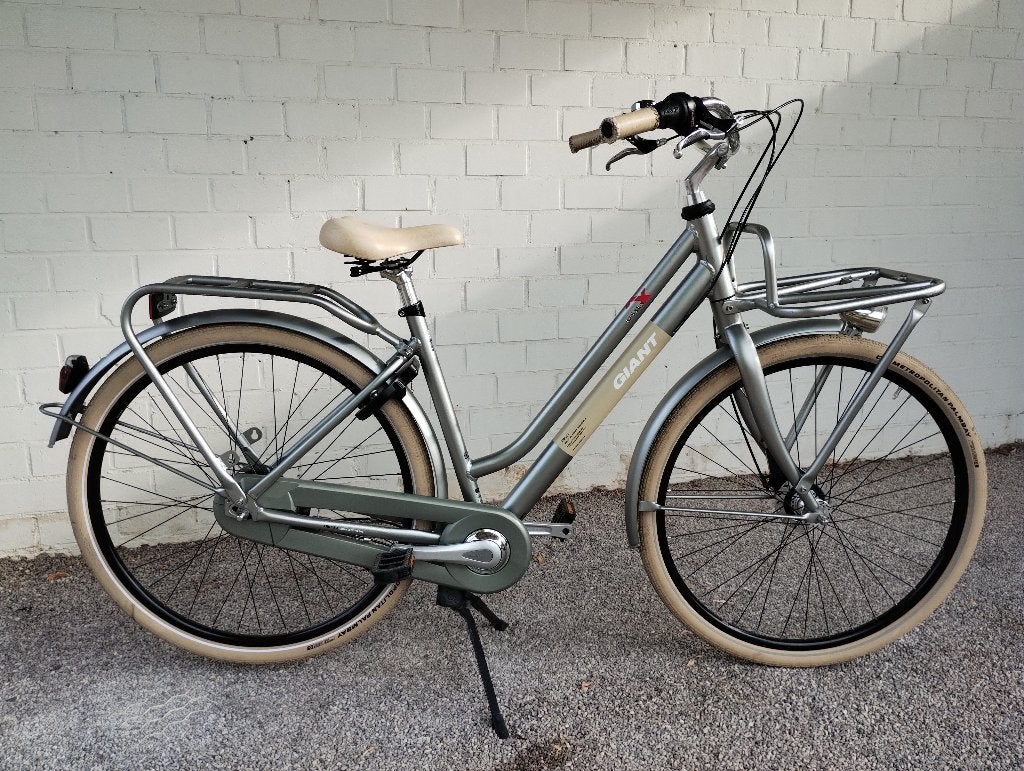 Damesfiets Giant Triple X, Fietsen en Brommers, Ophalen, Zo goed als nieuw, Giant, Versnellingen