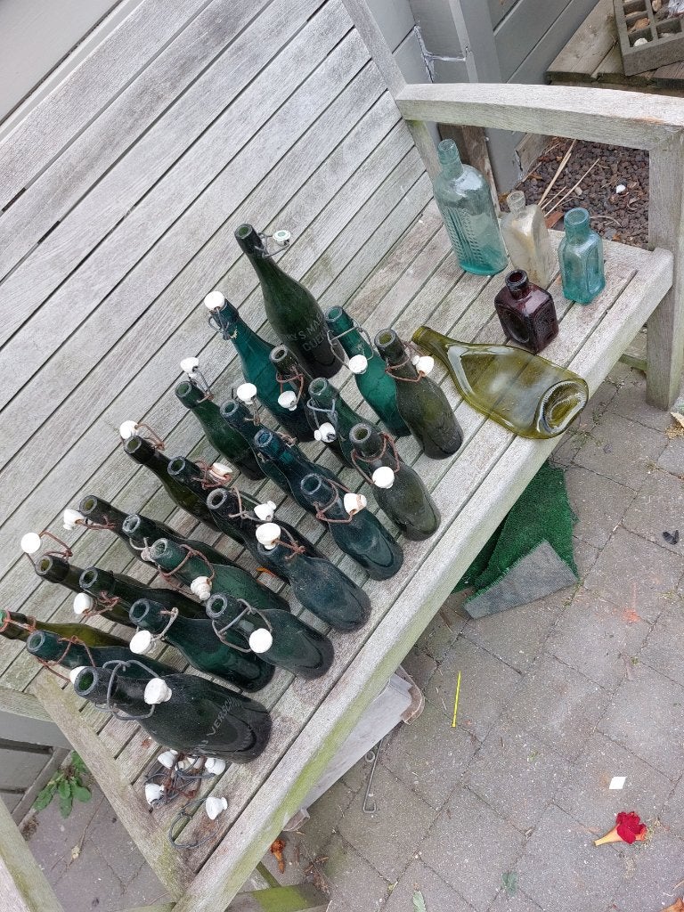 antiek groen glas flessen bier, Ophalen