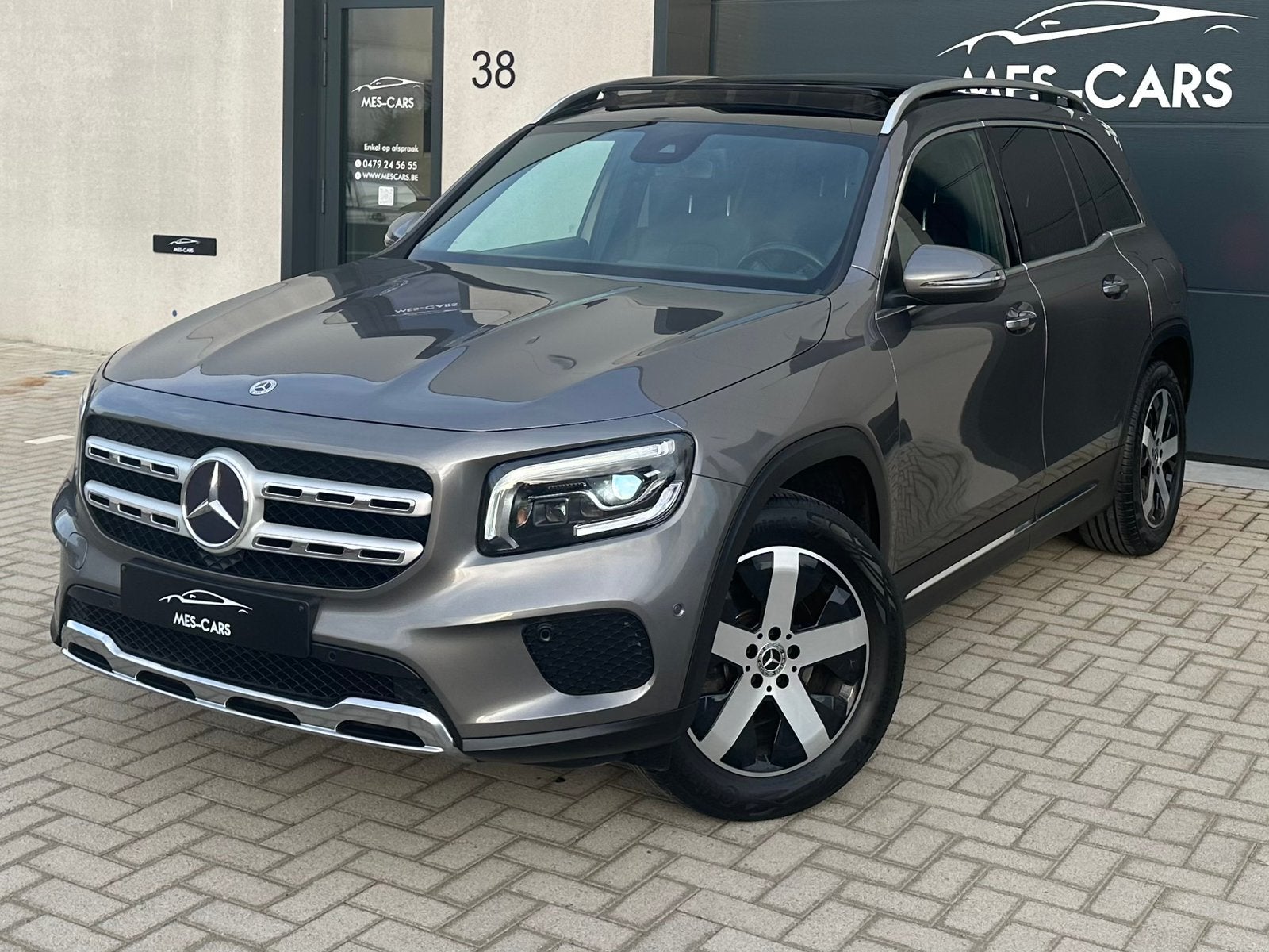 Mercedes-Benz GLB 2.0D Automatique / Full BiXenon Pano 2022, Autos, Mercedes-Benz, Cuir, Argent ou Gris, Entreprise, Entretenue par le concessionnaire