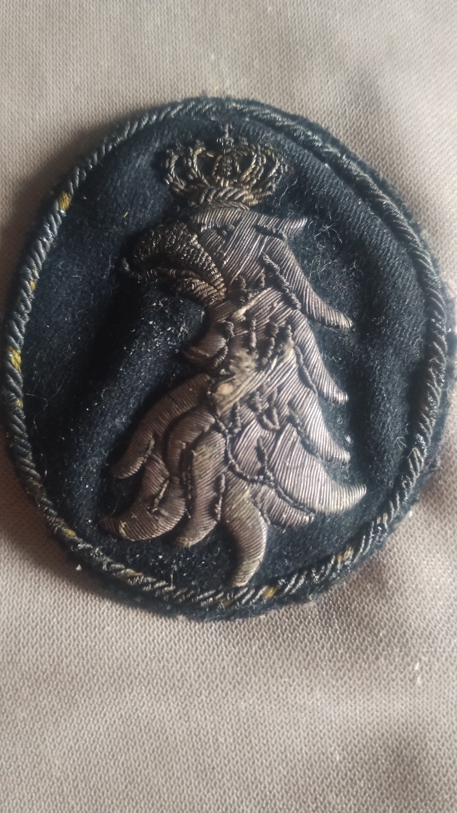 insigne militaire ? a identifié, Enlèvement ou Envoi