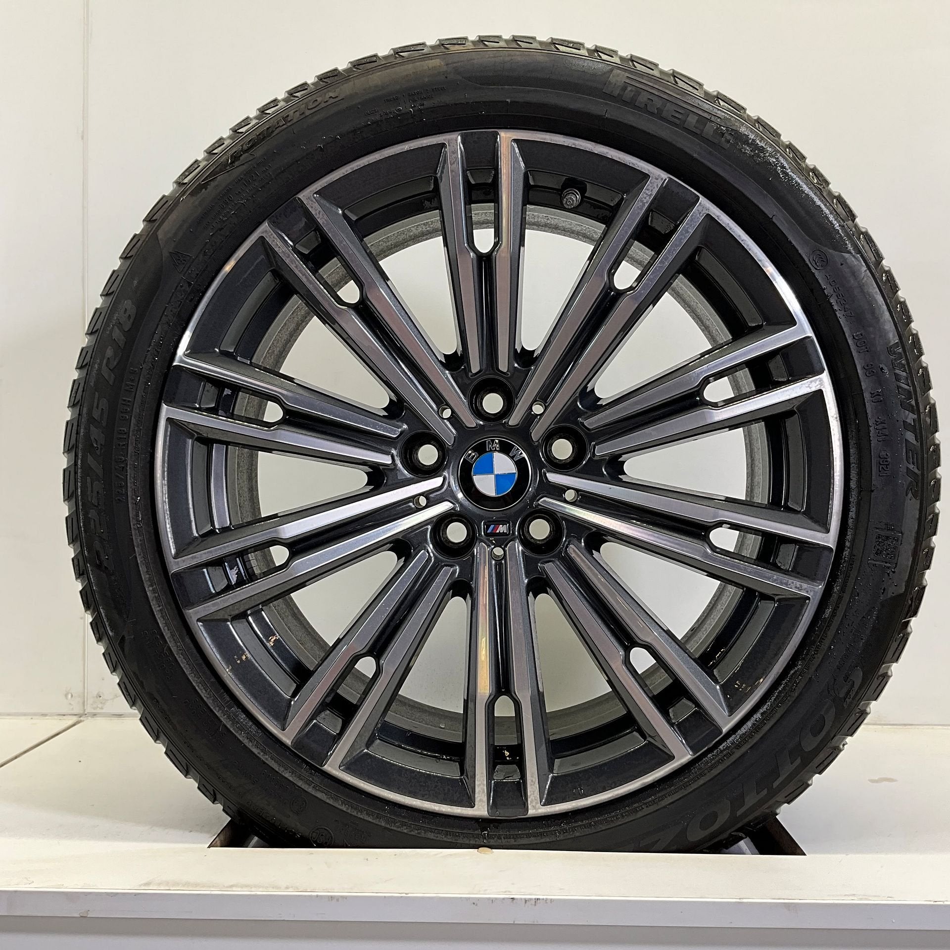 DEMO BMW 2 3 4 SERIE G20 G21 G22 G42 SET VELGEN + WINTERBAND, 18 inch, Gebruikt, -, -