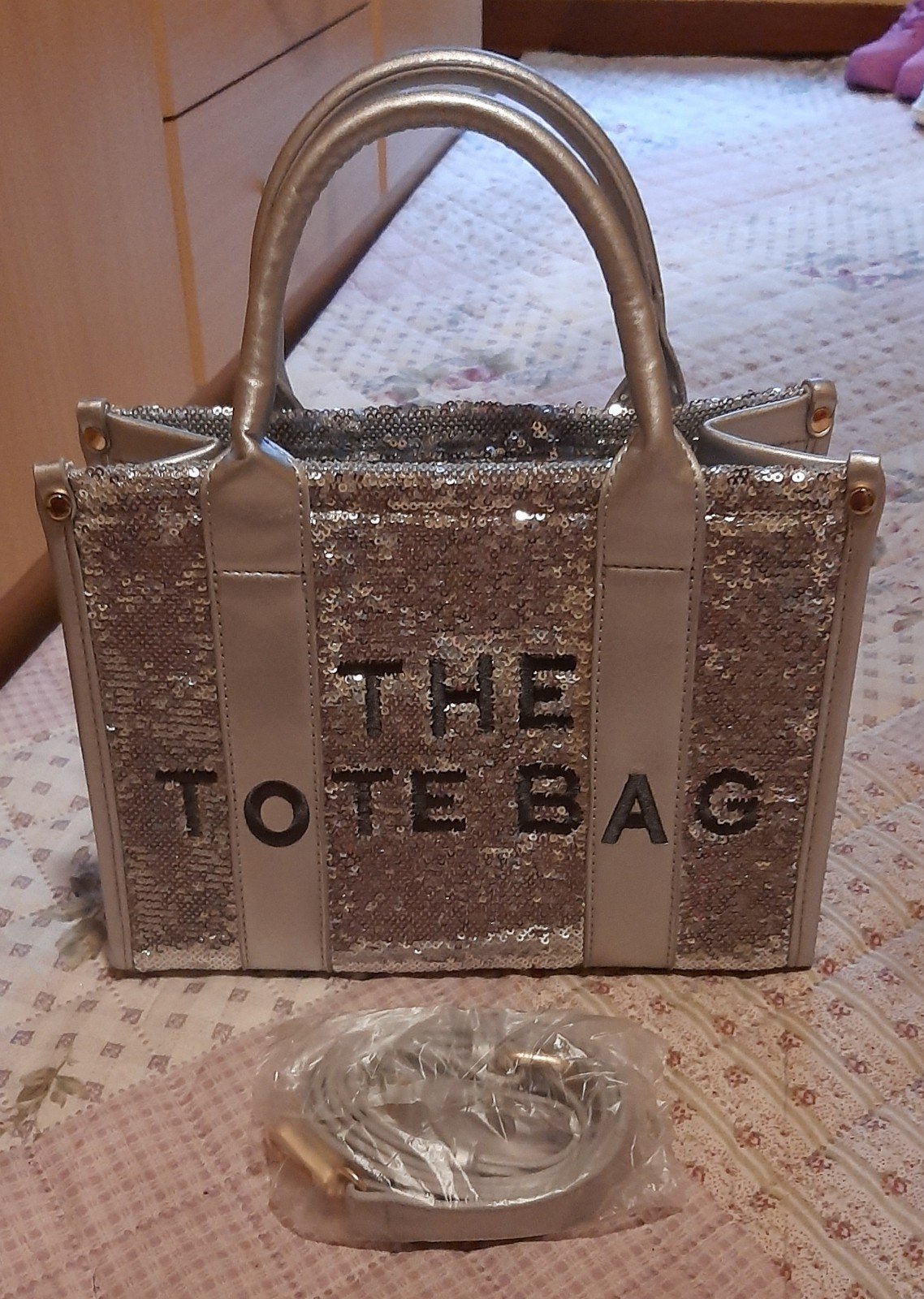 Sacs The Tote Bag divers coloris et porte-monnaie 15 eur pie, Enlèvement ou Envoi, Neuf, Sac à main
