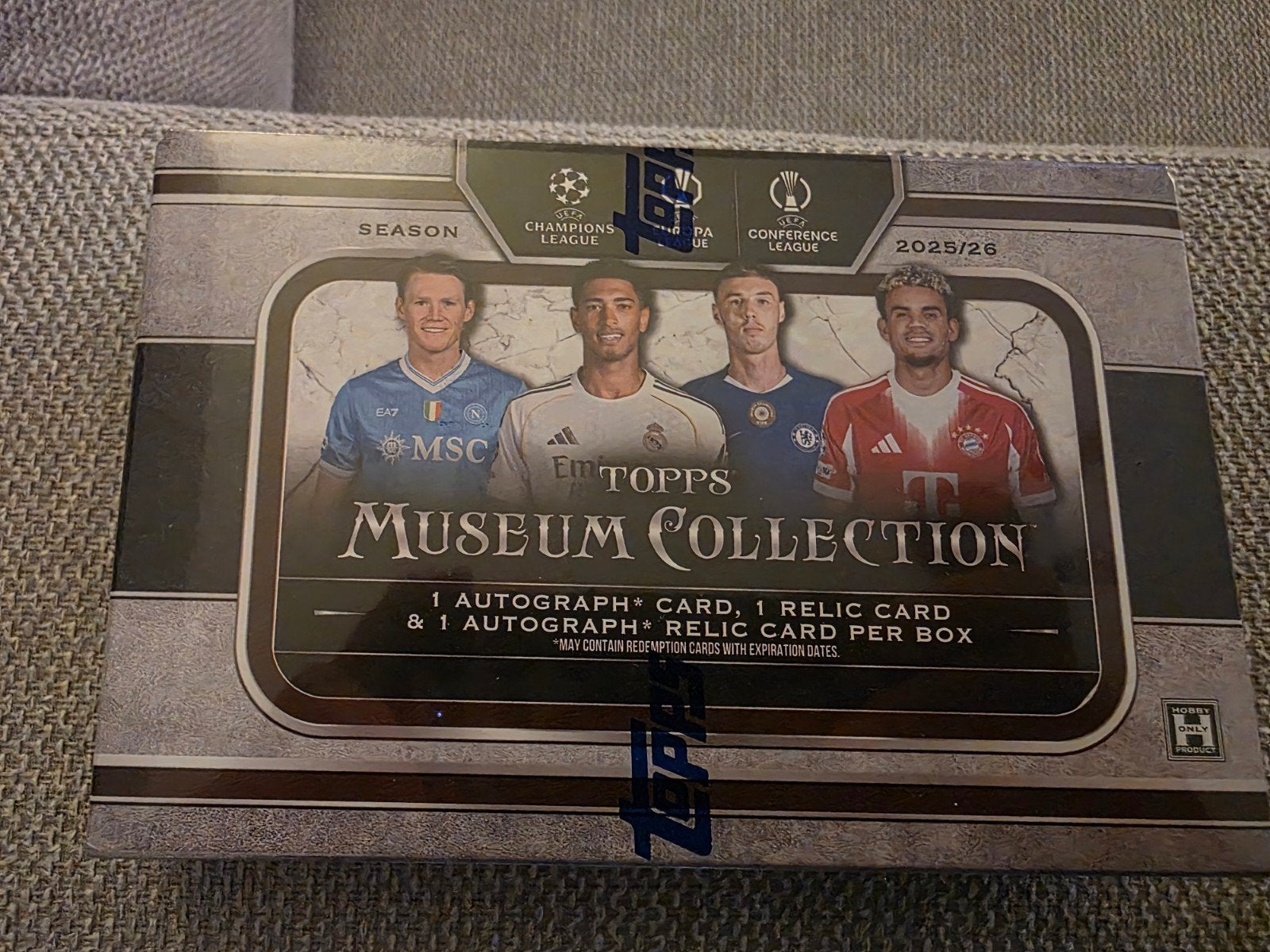 Topps Museum Collection UEFA 2025/26 - Hobby Box, Enlèvement, Neuf, Booster box