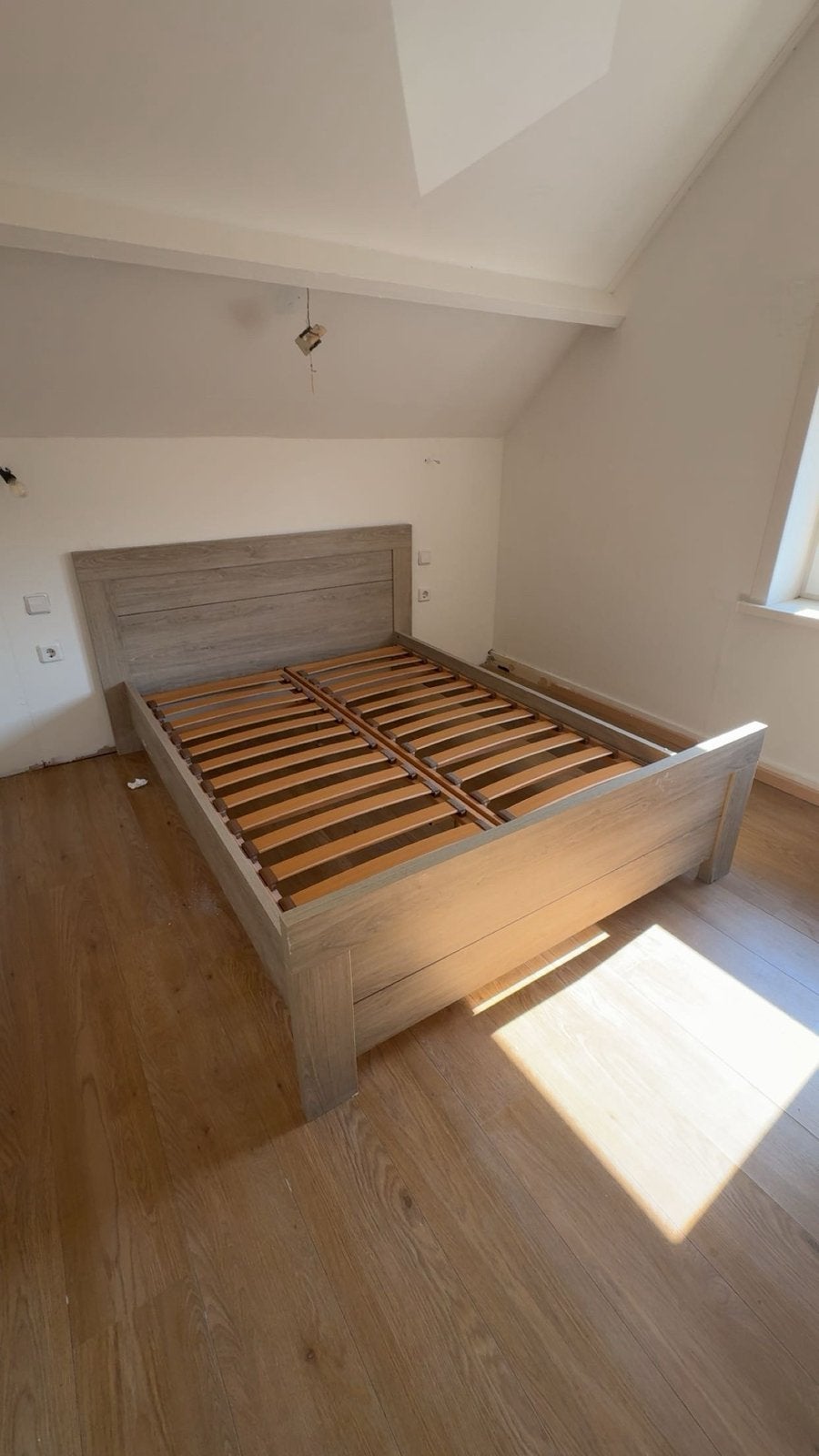 Twijfelaar/anderhalf persoonsbed+lattenbodem, Maison & Meubles, Chambre à coucher | Lits, Enlèvement, Comme neuf, Queen size
