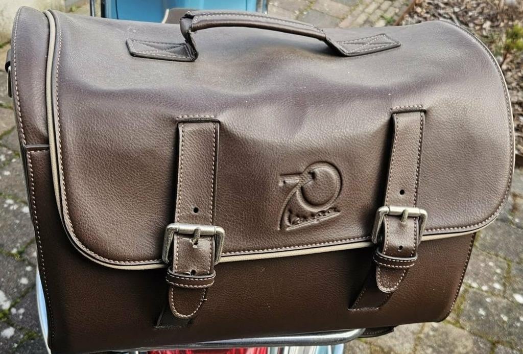 Vespa origineel leder tas koffer, Ophalen