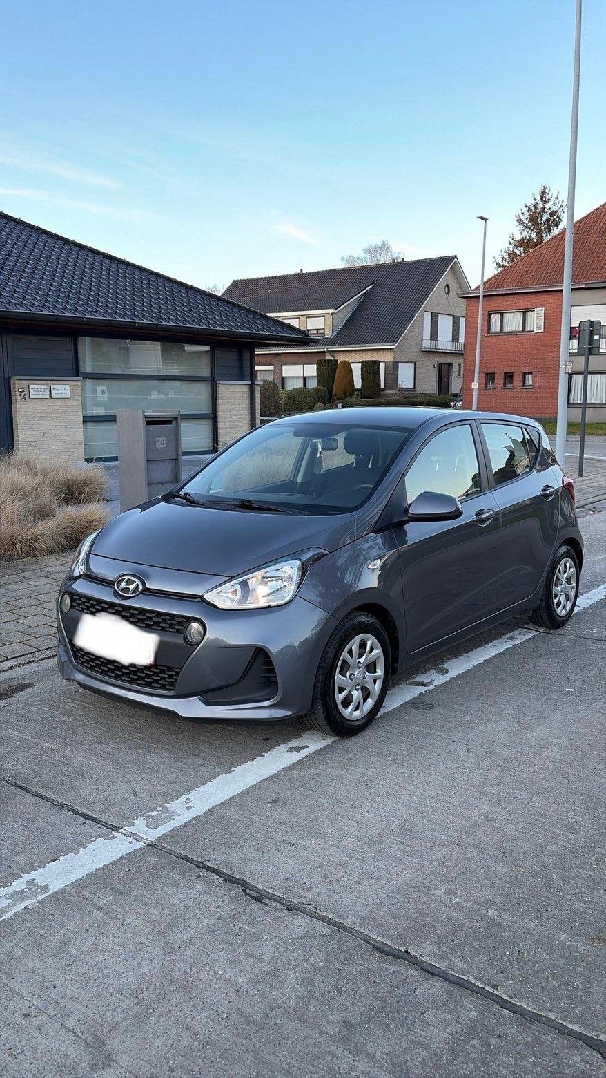 Hyundai i10 benzine 83,000km, Auto's, Hyundai, Adaptive Cruise Control, 5 deurs, Particulier, I10