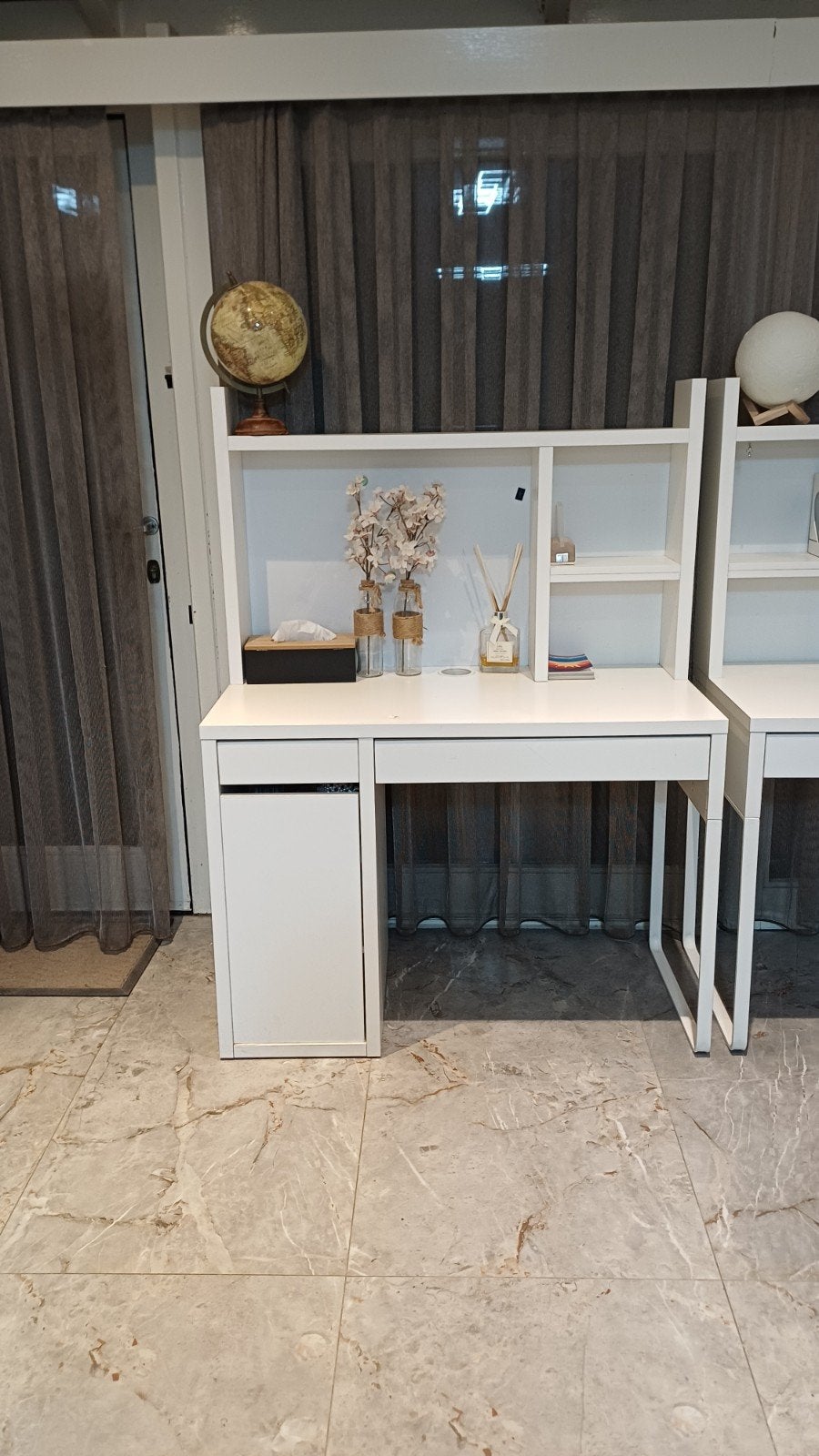 Bureau IKEA, Enlèvement, IKEA