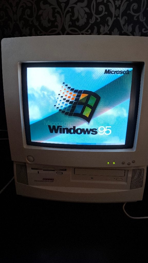 Compaq Presario CDTV 528, Informatique & Logiciels, Enlèvement
