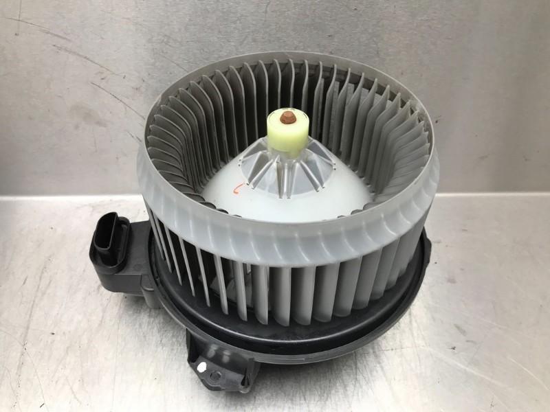 VENTILATEUR RADIATEUR MOTEUR Toyota Avensis Wagon (T27), Utilisé, Toyota