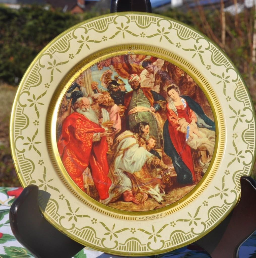 assiette murale decorative en metal P P Rubens, Antiek en Kunst, Antiek | Wandborden en Tegels, Ophalen of Verzenden