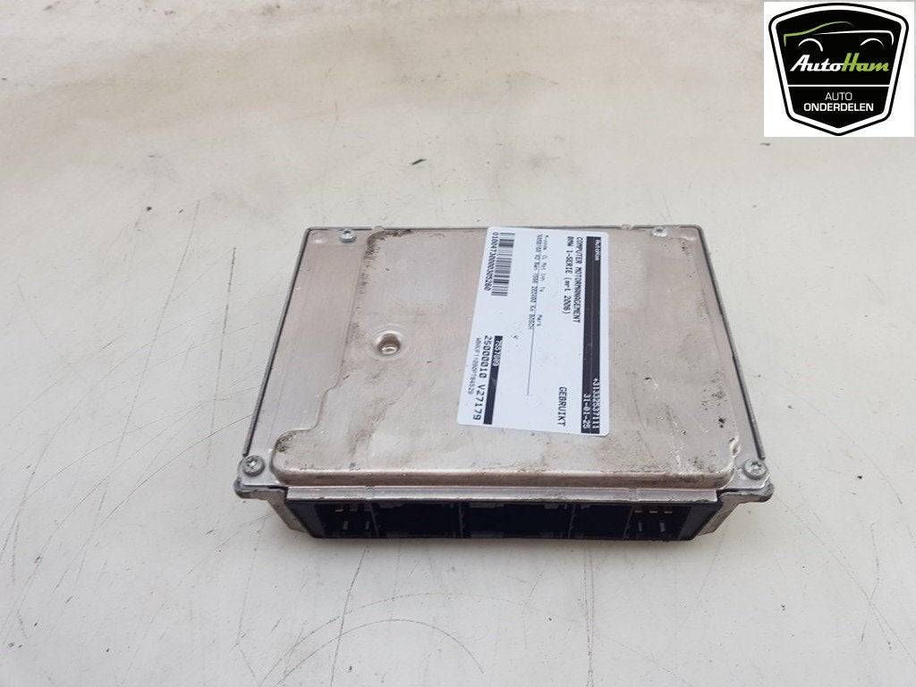 CALCULATEUR MOTEUR ECU BMW 1 serie (E87 / 87N), Robert Bosch AG, Utilisé, BMW, Robert-Bosch-Allee 1
74232  Abstatt, DE