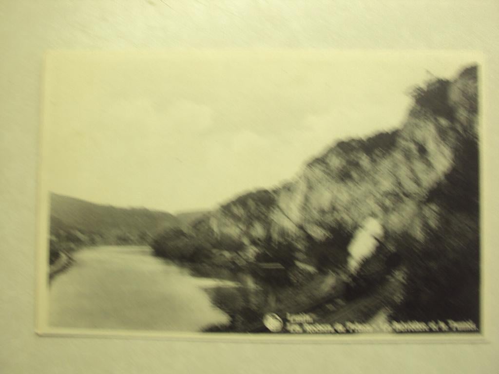 55466 - LUSTIN - LES ROCHERS DE FRENES - ZIE 2 FOTO'S, Envoi