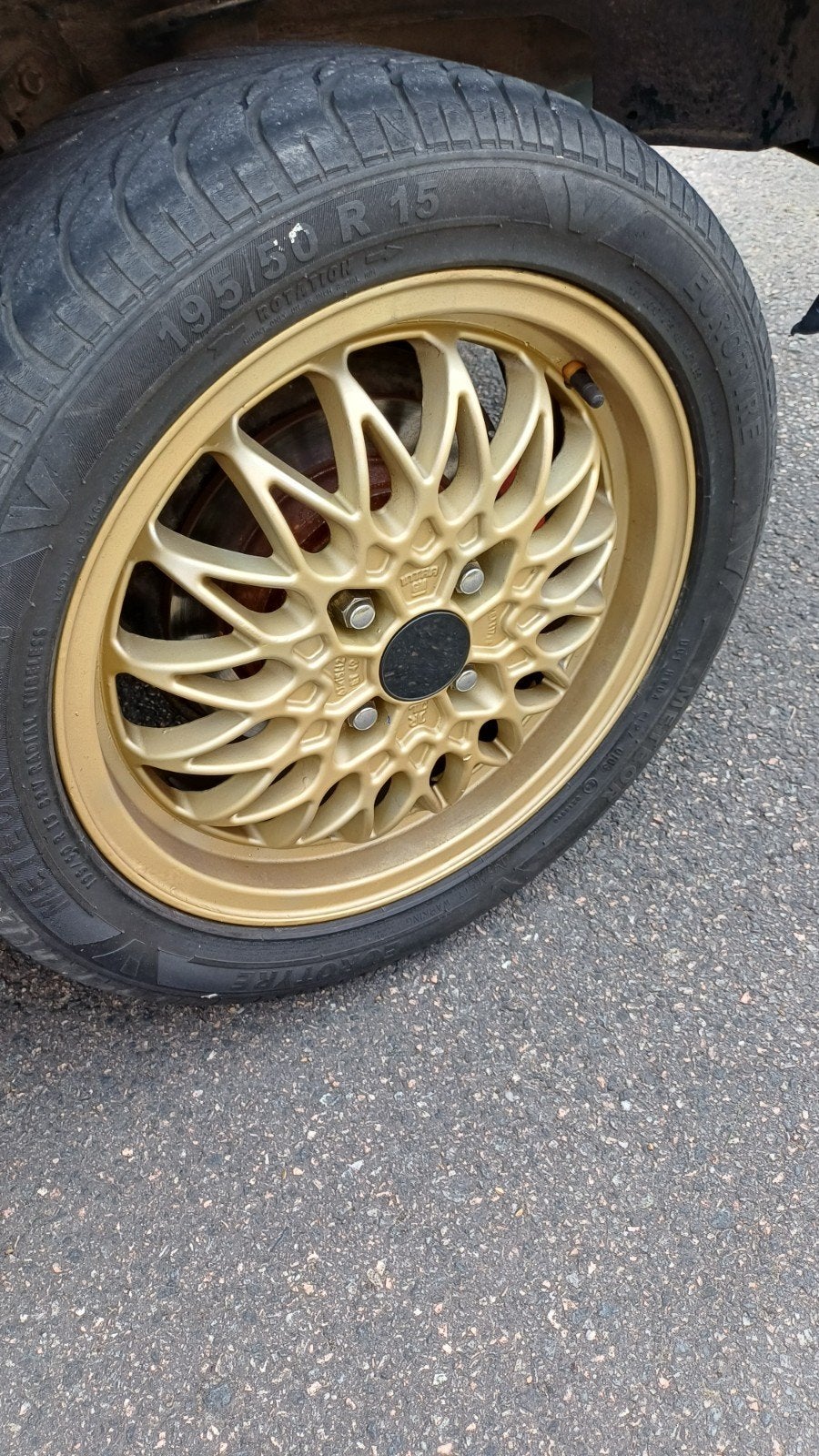 Jantes 4x100 avec pneus Pirelli 195/50/15, Enlèvement, Utilisé, Volkswagen