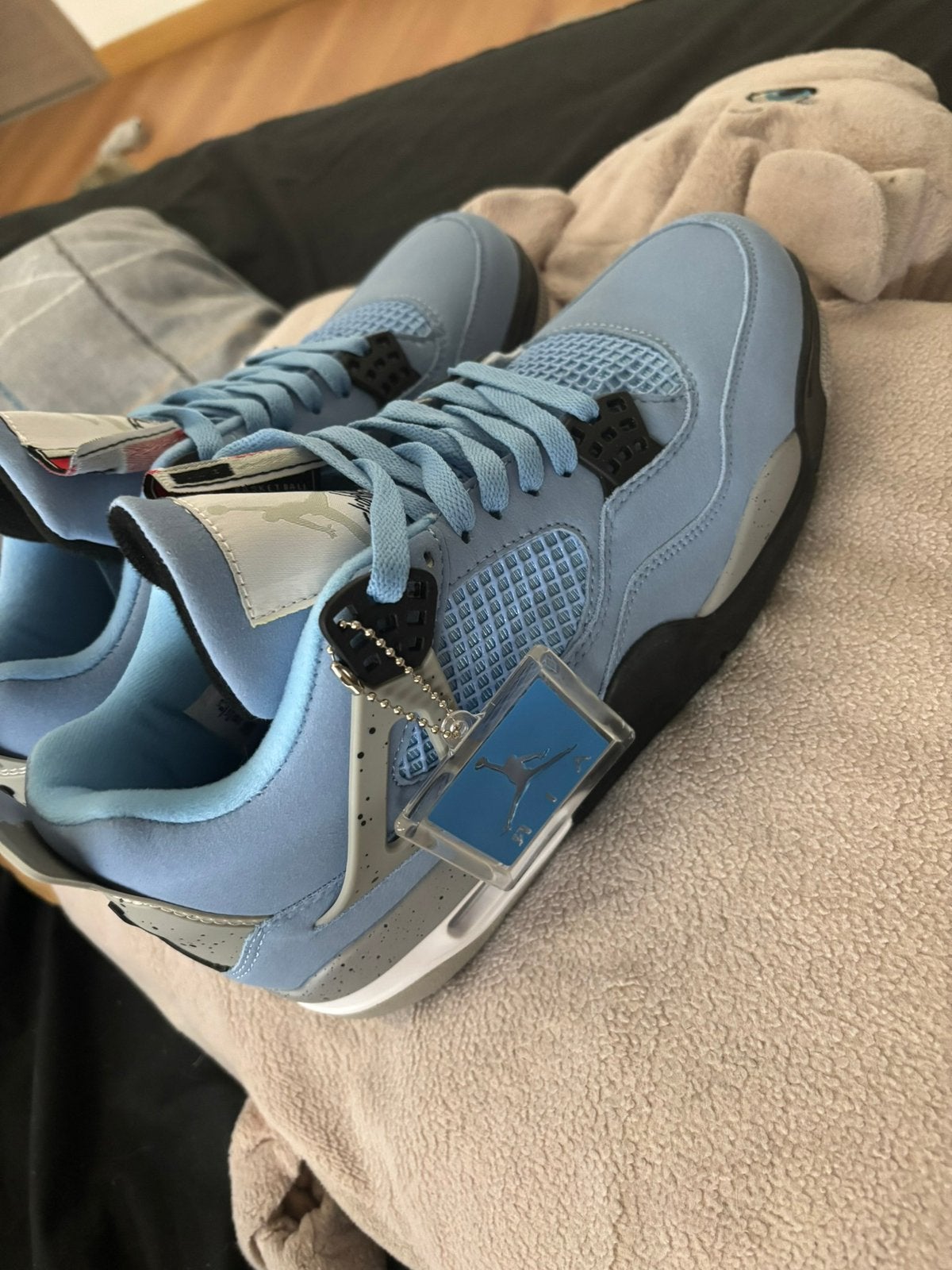 Jordanie 4, Neuf, Enlèvement ou Envoi, Bleu, Baskets