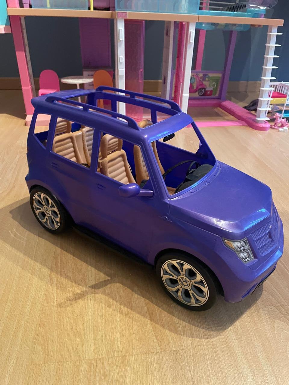 Barbie Auto - Glam Suv 4x4 paars, Kinderen en Baby's, Ophalen, Zo goed als nieuw