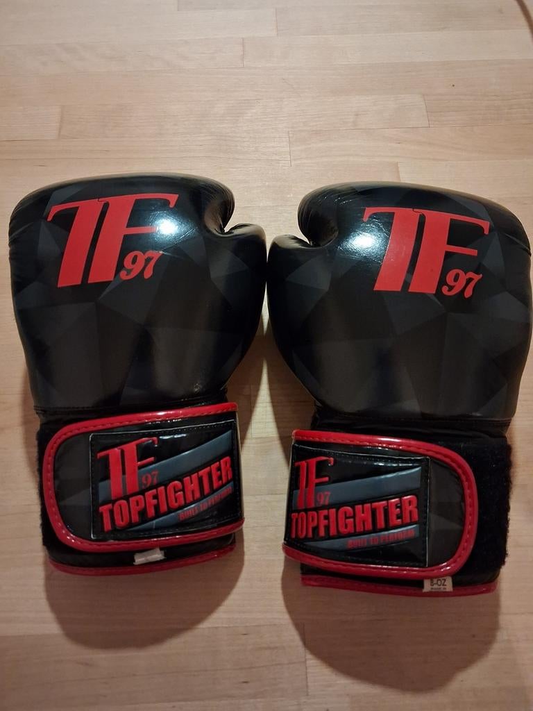 Bokshandschoenen en beenbeschermers van het merk Topfighter, Sport en Fitness, Ophalen