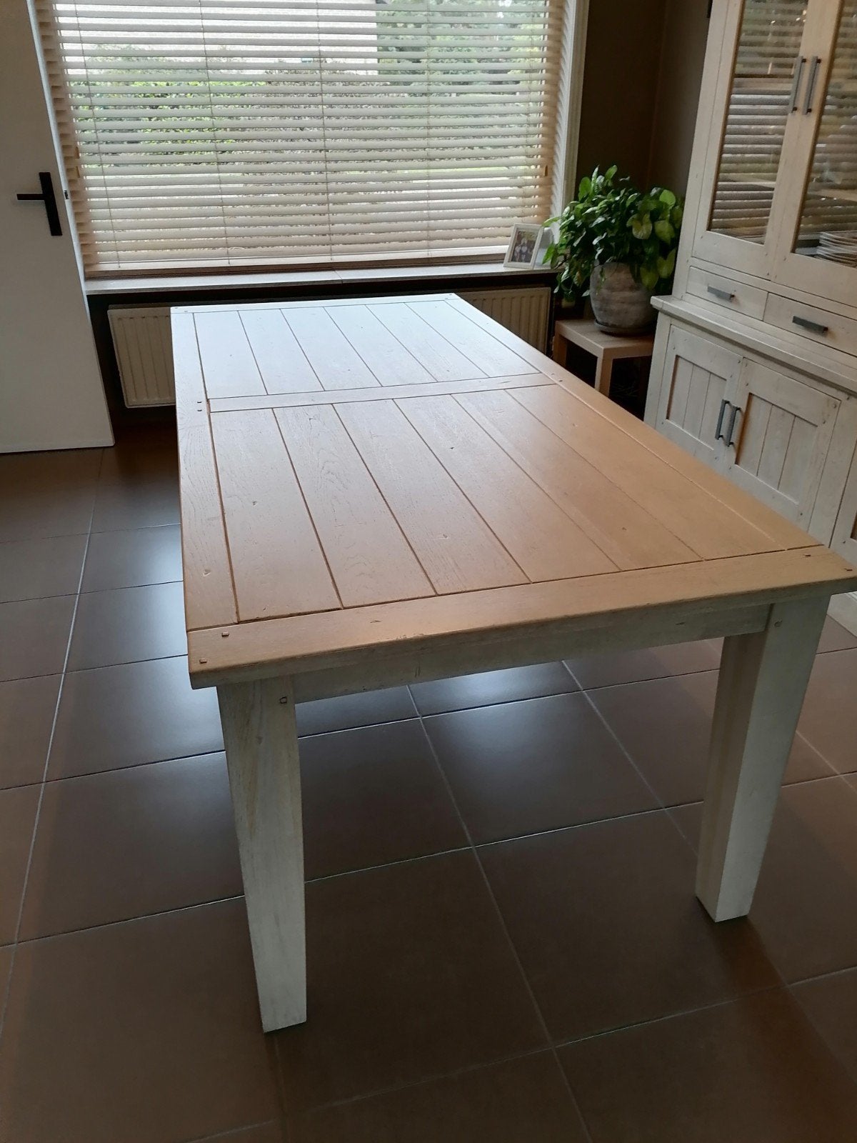 eettafel massief hout, Huis en Inrichting, Ophalen, Zo goed als nieuw