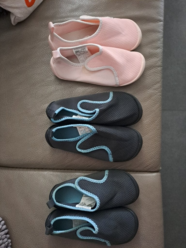 Waterschoenen kind, Enfants & Bébés, Vêtements enfant | Chaussures & Chaussettes, Garçon ou Fille, Decathlon, Comme neuf, Enlèvement