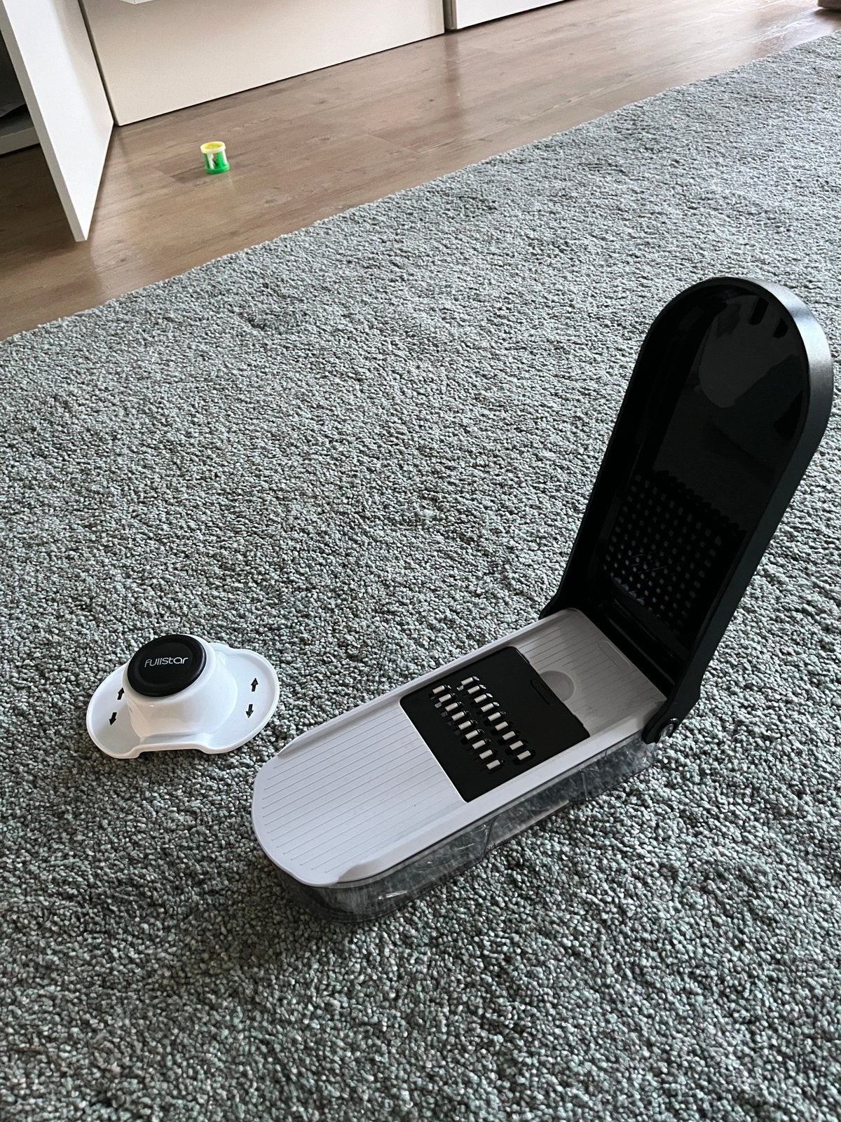 Découpeuse compacte/coupe-légumes NOUVEAU, Neuf, Autres marques, Trancheuse, Multicolore