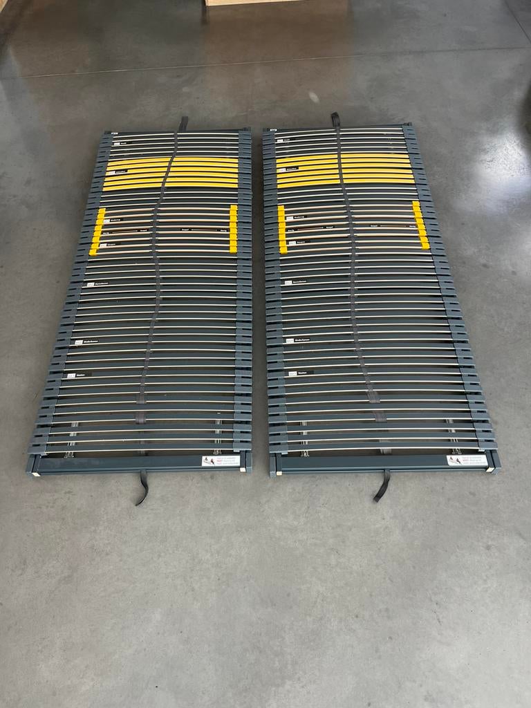 2 bedbodems elk 90x220cm met verstelbaar hoofd-en voeteinde, Huis en Inrichting, Slaapkamer | Matrassen en Bedbodems, Ophalen