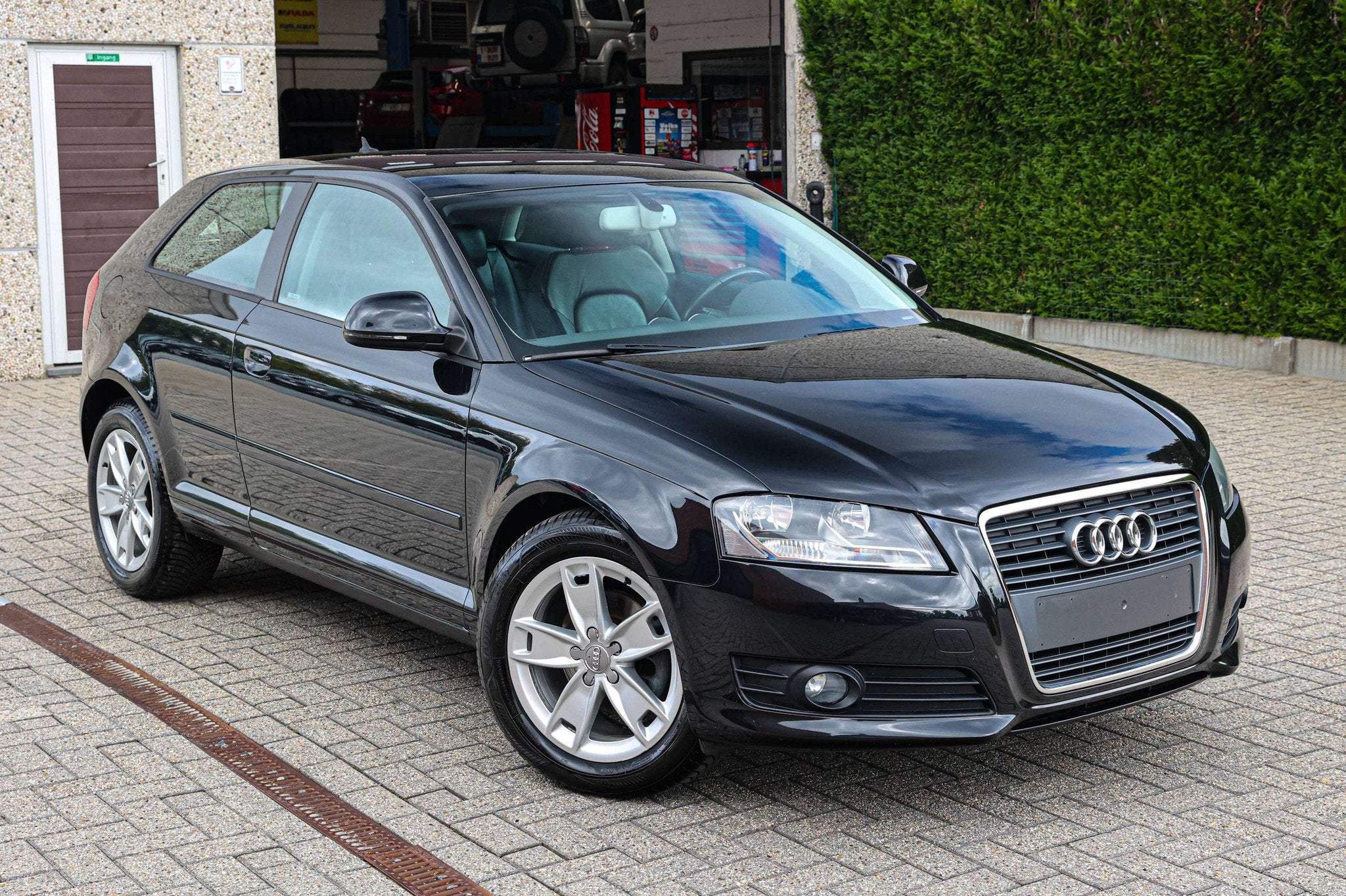 Audi A3 LEDER*AUTOMAAT*DIGITALE-AIRCO*RADIO-CD* (bj 2009), Auto's, Audi, Gebruikt, Zwart, 4 cilinders, Zwart