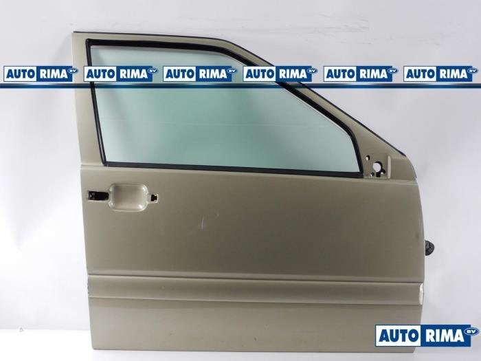 Portière 4portes avant droite d'un Volvo V70 (440), -, 3 mois de garantie, Porte, -