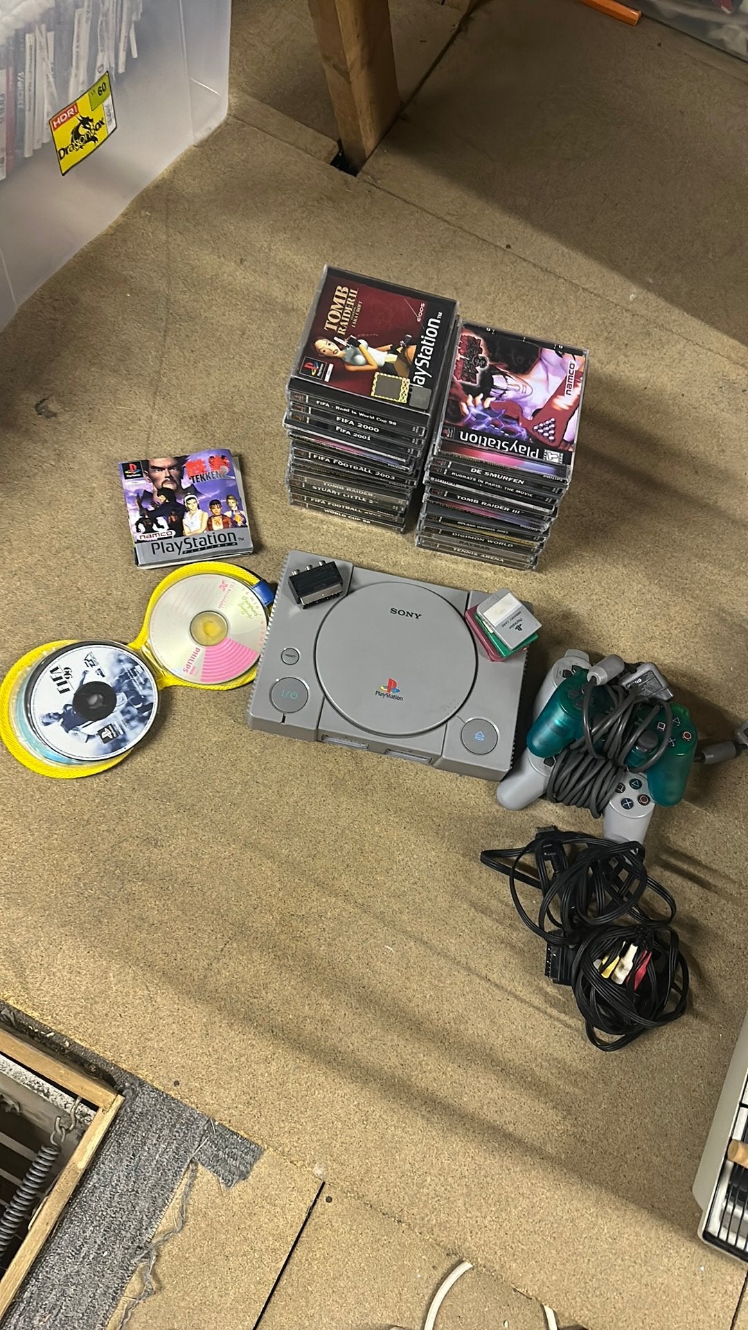 Playstation 1 console met controllers en 26 spelletjes, Games en Spelcomputers, Spelcomputers | Sony PSP, Ophalen, Overige modellen