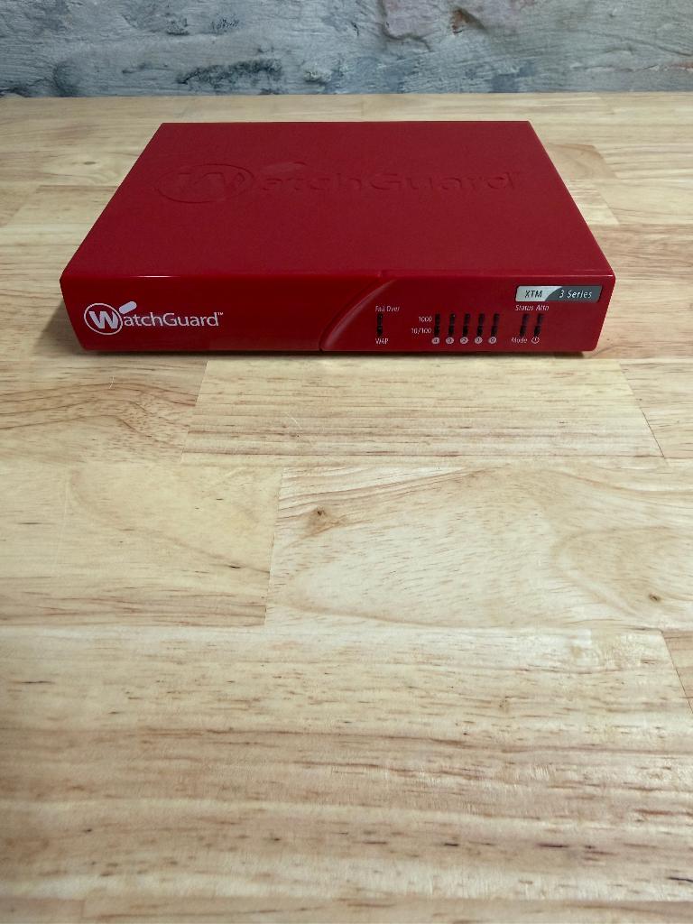 WatchGuard FS2E5 – gebruikt, goede staat, Verzenden, Gebruikt, Router
