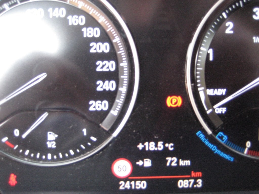 BMW  X1    Benzine   TOPOCCASIE, Auto's, Stof, Bedrijf, SUV of Terreinwagen, Zilver of Grijs