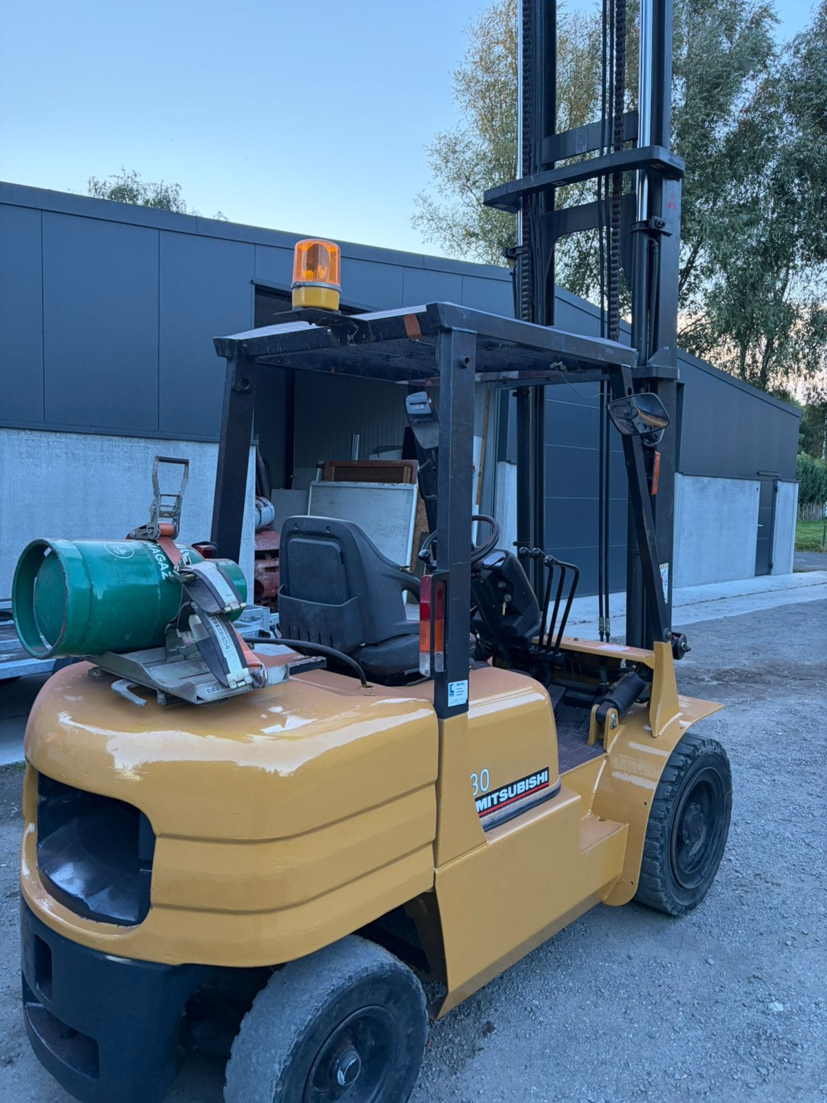 Mitsibushi FG30t. Op lpg  of benzine, 3000 tot 4000 kg, Ophalen, LPG, Heftruck